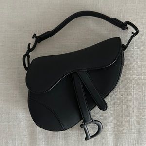Dior｜Mini Saddle Bag